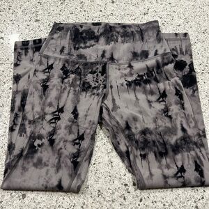 LIKE NEW lululemon align leggings size 6